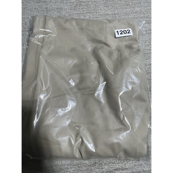 Izod Short Men’s Size 38 Chinos Golf Buttons Pockets - Picture 11 of 11